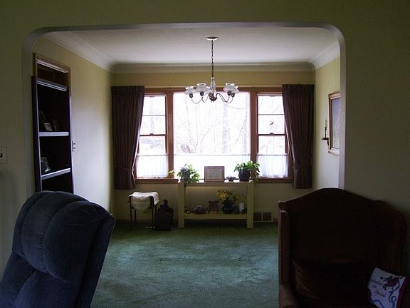 5th image of 8115 W 124th St