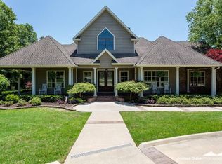 5023 Clear Creek Blvd, Fayetteville, AR 72704