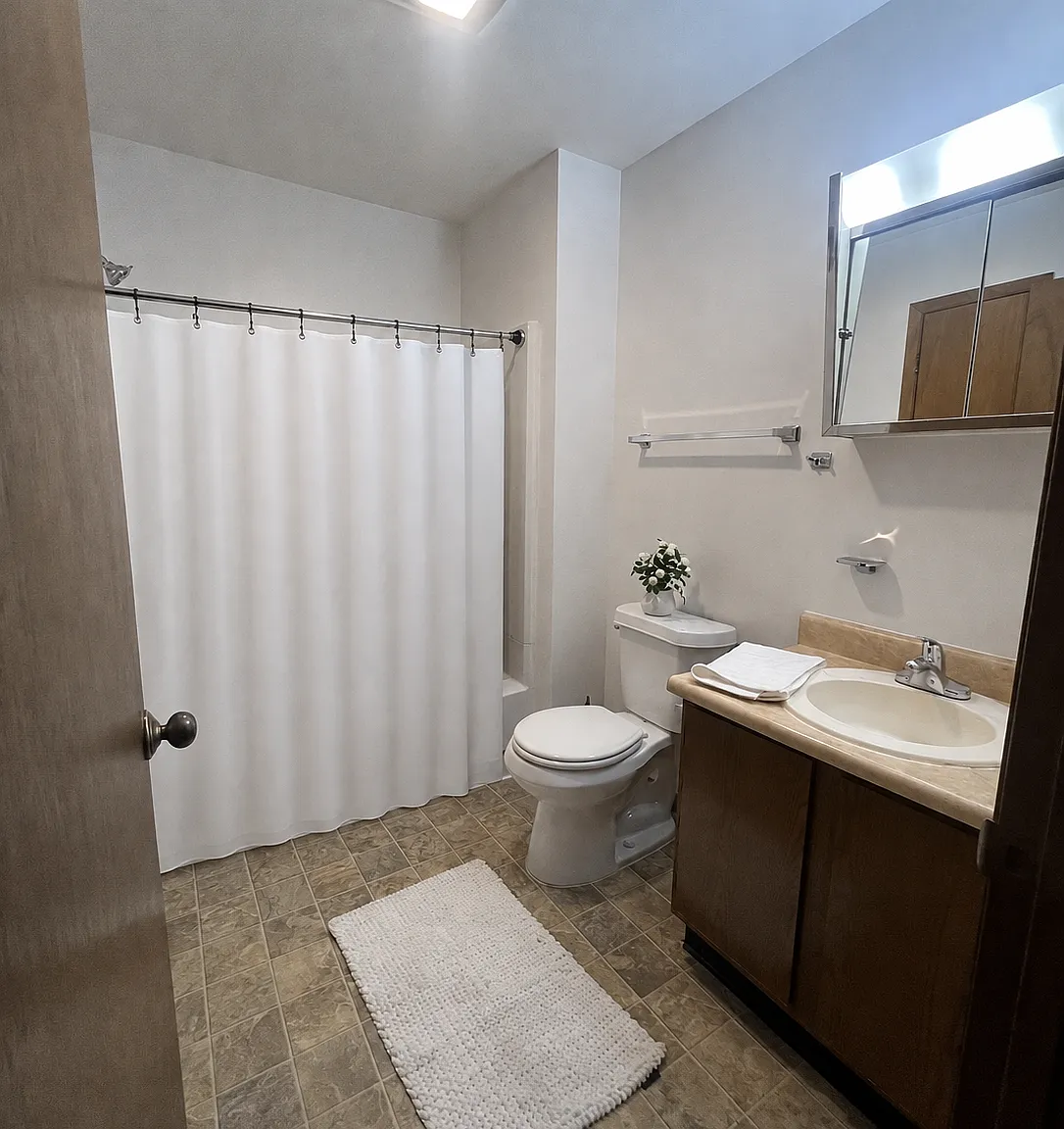 1 bed, 750 sqft, $1,050 — Photo 3