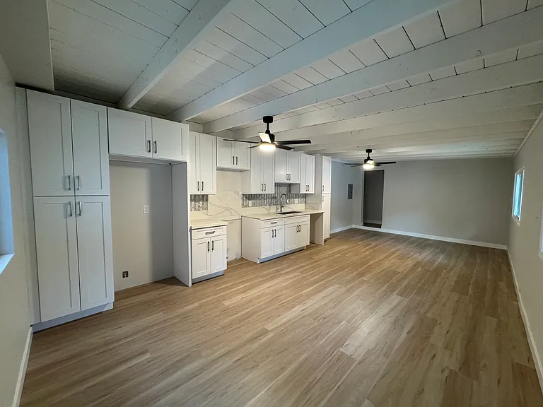 5838 Kalanianaole Hwy — Photo 2