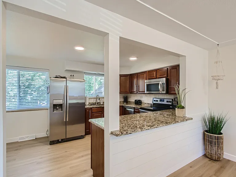 4672 Everett Ct — Photo 8