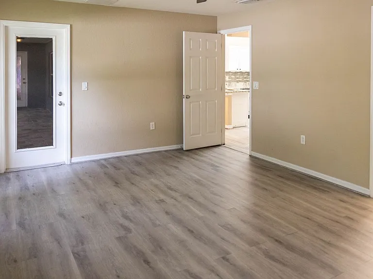 4213 Garden Blvd — Photo 20