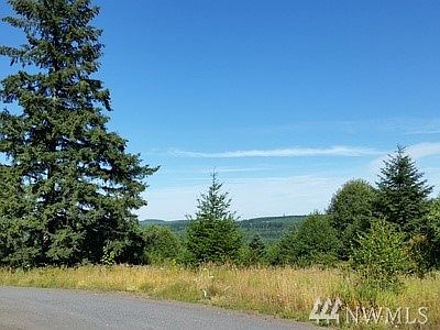 2nd image of 176 White Pine Rd