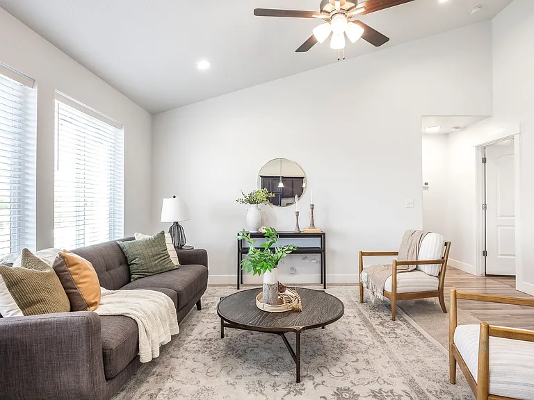 1483 W Stone Gate Dr — Photo 15