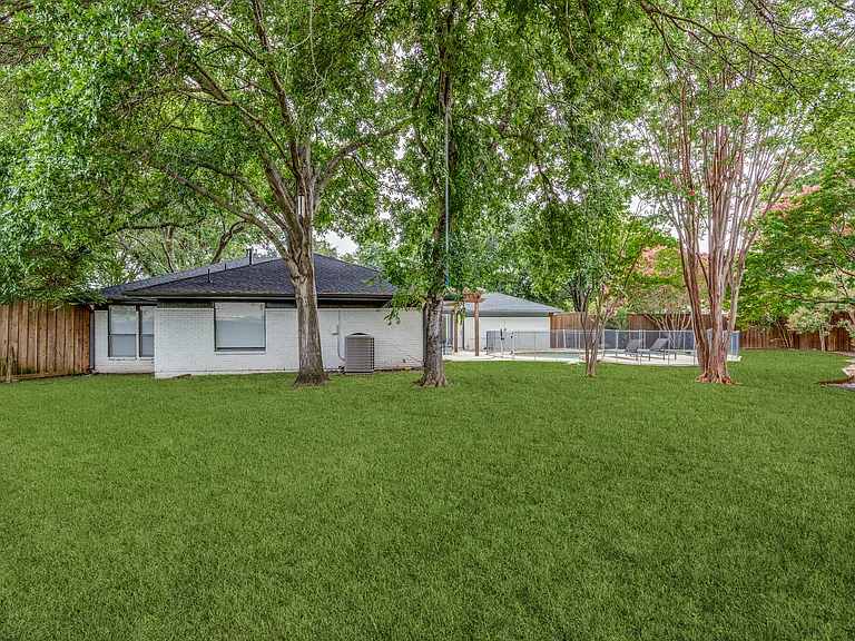 6719 Duffield Ct — Photo 22