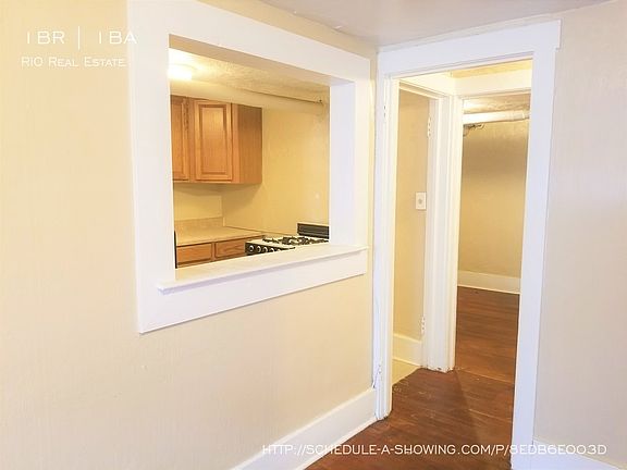 4th image of 995 Corona St APT 9