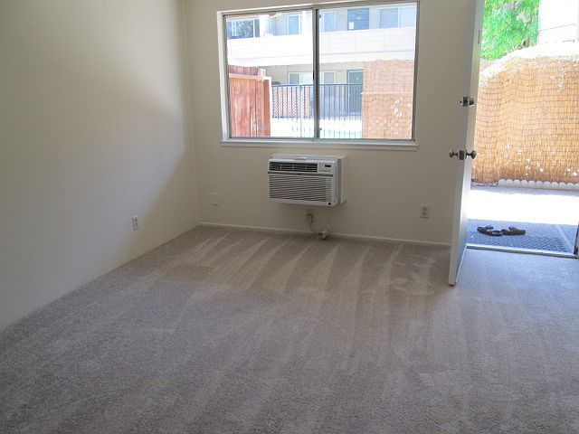 front room (2nd angle)