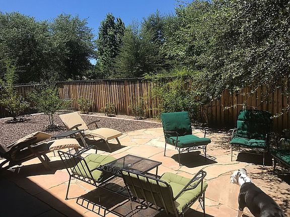 4th image of 2098 W Glenshandra Dr