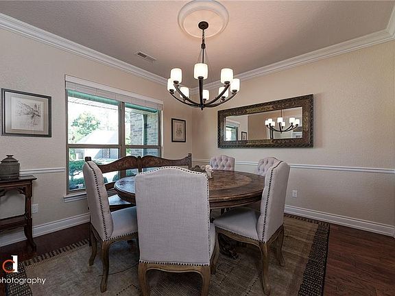 5th image of 7014 W Balmoral Dr