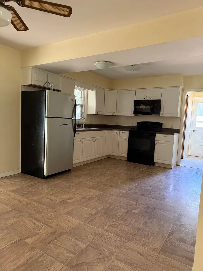 551 S Belcrest Ave Springfield, MO 65802 — Photo 4