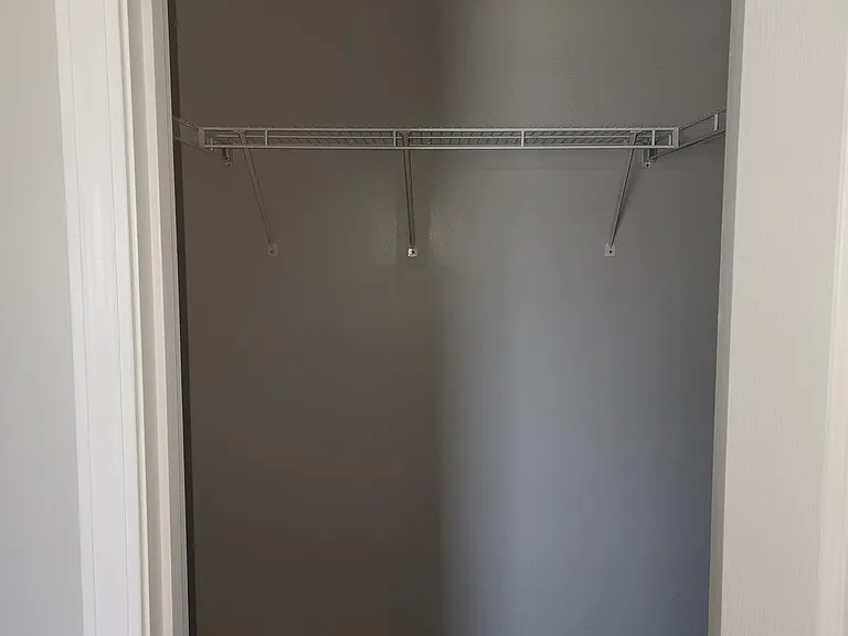 143 W Gate Dr — Photo 10