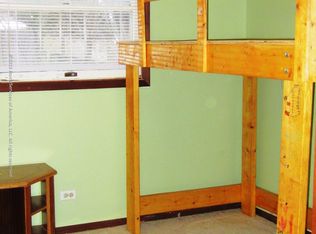 18580 W Geier Rd, Gurnee, IL 60031