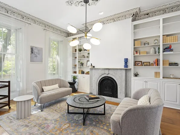 160 Hoyt Street image 1 of 11