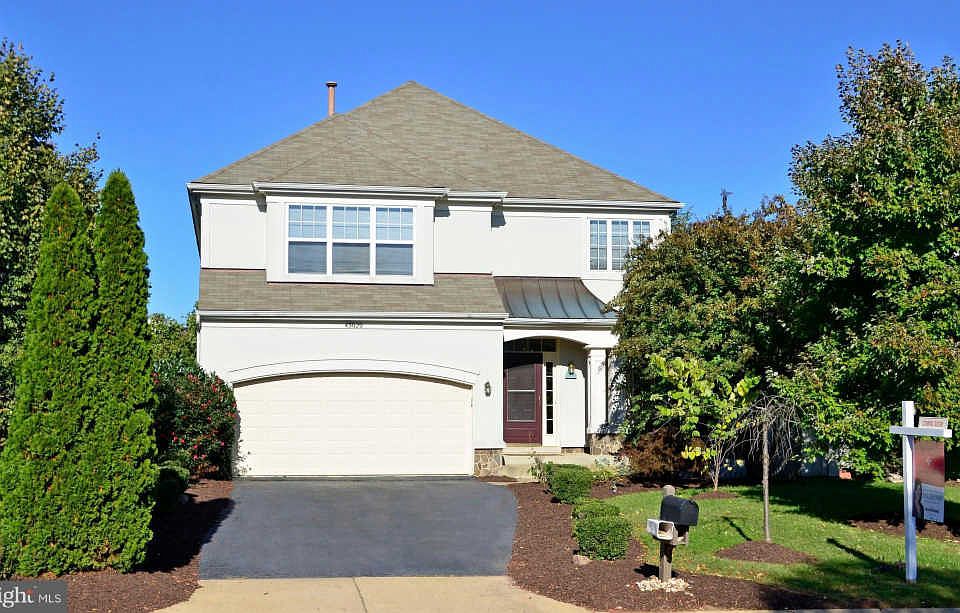 1st image of 43020 Hedgeapple Ct