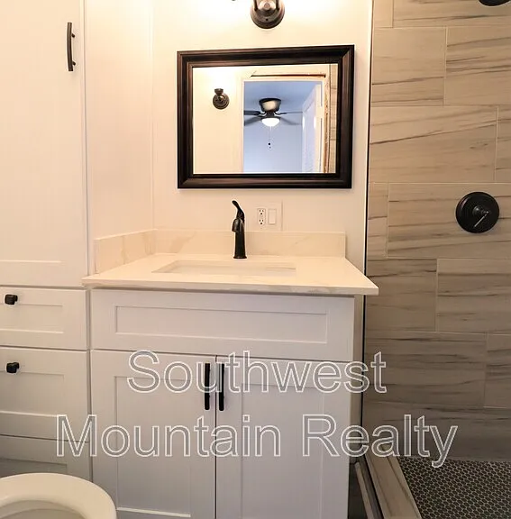 7122 N 48th Ave #5A — Photo 4