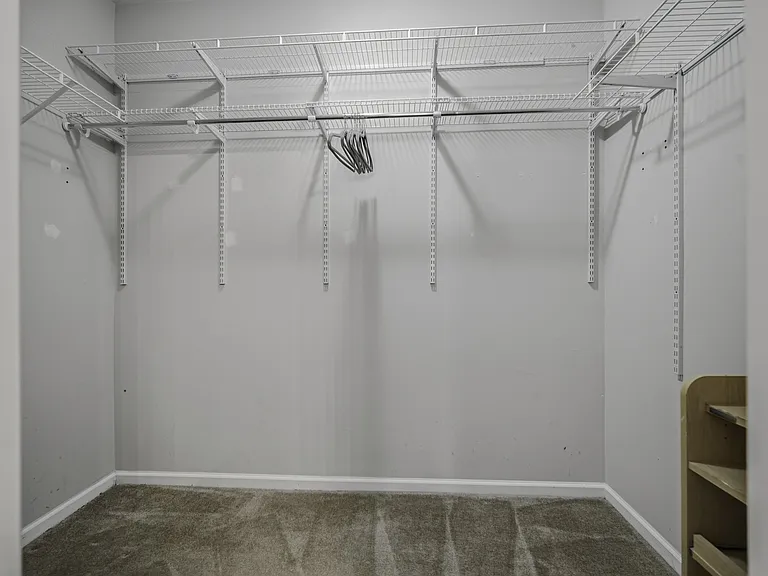 225 Urbano Ln — Photo 27