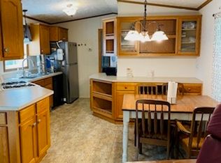 4 Terrace Dr, Plainfield, CT 06374