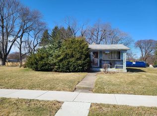2205 Clover Ave, Rockford, IL 61102