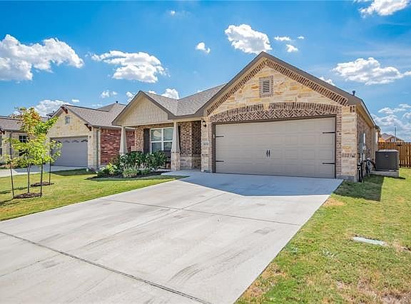 3rd image of 8030 Arezzo Dr