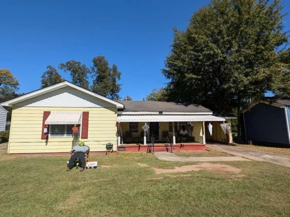 541 Lynmore Cir, Macon, GA 31206