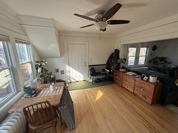 5th image of 3833 17th Ave S Unit 1