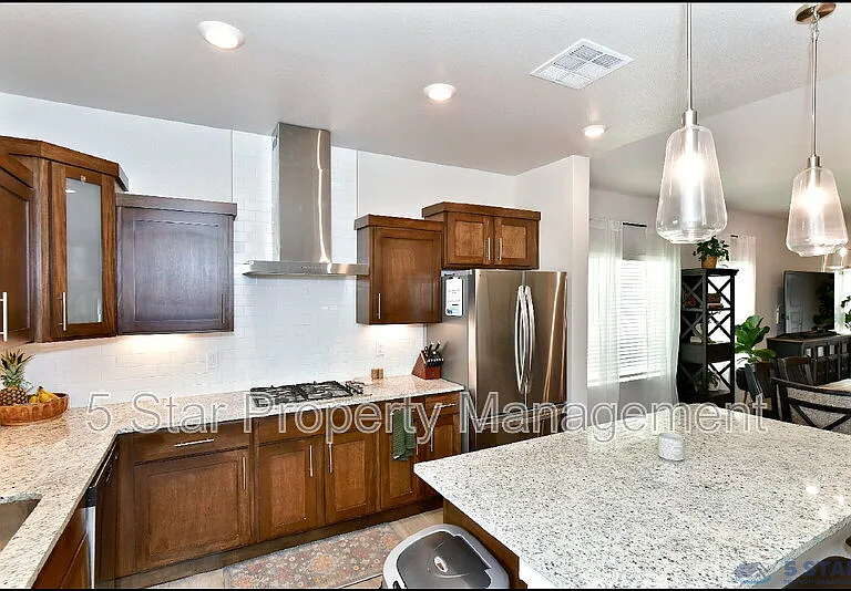 15237 Ambition Ave — Photo 17