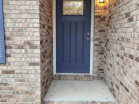 4th image of 701 Vassar Dr
