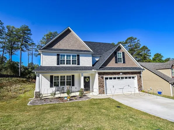 517 Rempstone Ln, Fayetteville, NC 28311