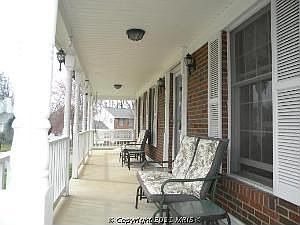 2nd image of 5312 Indian Rock Rd
