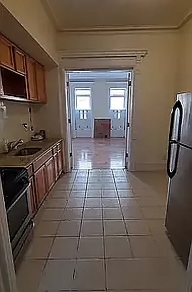 748 Lincoln Pl #3 — Photo 2