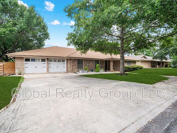 2nd image of 6015 Windhaven Dr