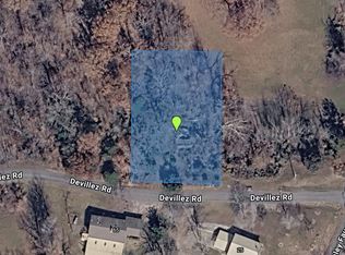 46 W Devillez Rd, Eddyville, KY 42038
