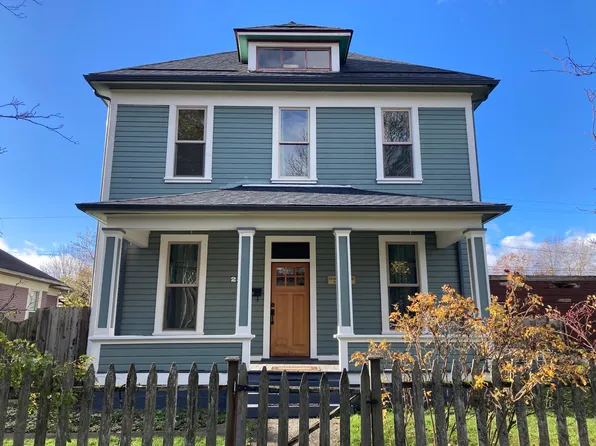 2321 Kulshan St, Bellingham, WA 98225