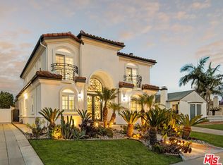 7912 Croydon Ave, Los Angeles, CA 90045