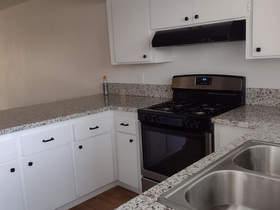 2nd image of 1499 South Ave APT 135