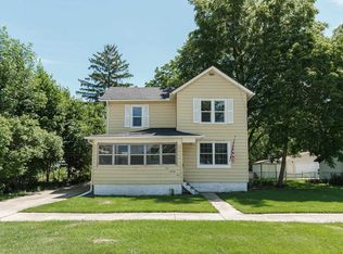 474 N Chatham St, Janesville, WI 53548