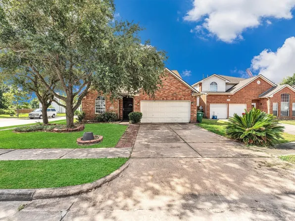 9742 E Jennifer Way Dr, Houston, TX 77075