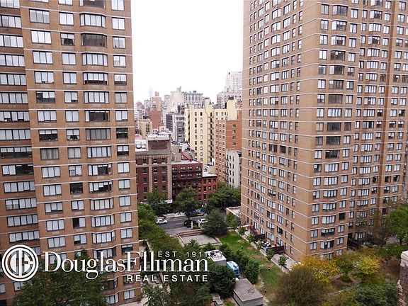 5th image of 157 E 32nd St APT 15A