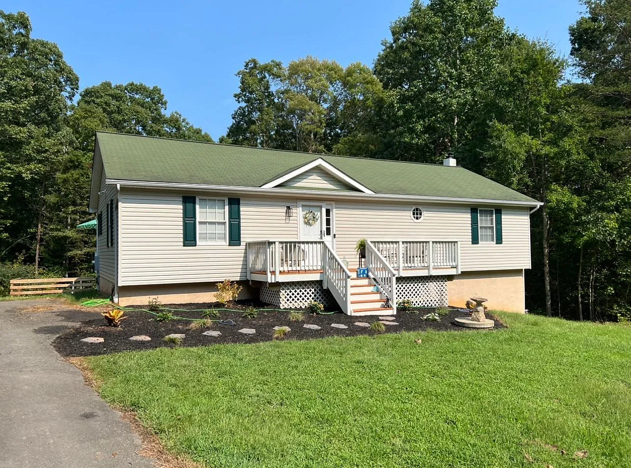 14389 Snake Castle Rd — Photo 1