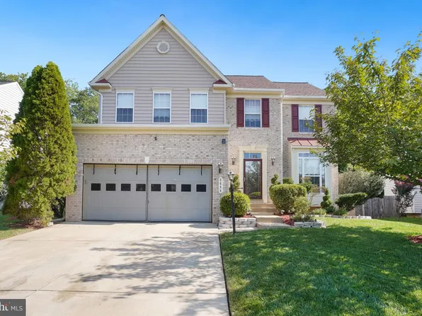 5686 Northton Ct, Woodbridge, VA 22193