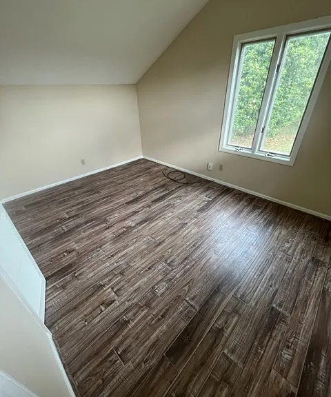137 Hillcrest St — Photo 9