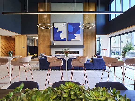Fireplace Lounge