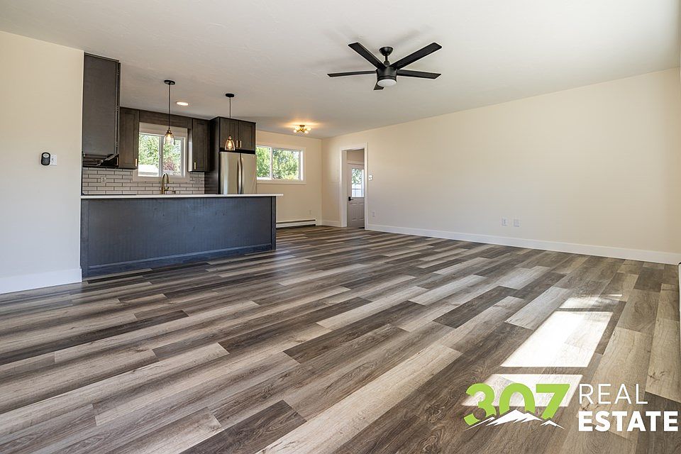 1037 Elm Ave, Cody, WY 82414 MLS 10020271 Zillow