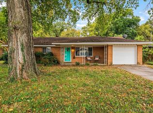 4217 Fleetwood Dr, Bartlesville, OK 74006