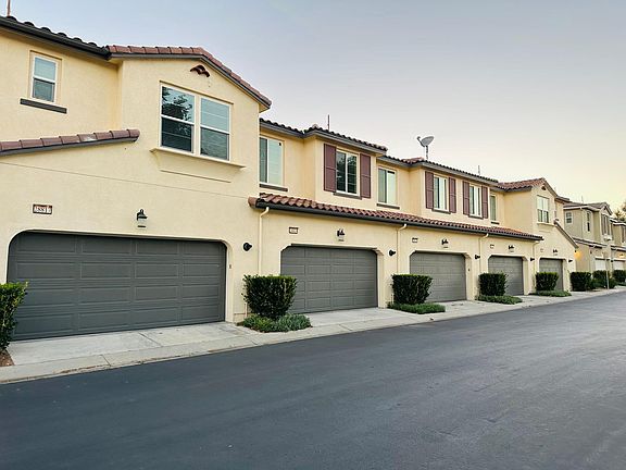 2nd image of 28819 Camino De Cielo Dr
