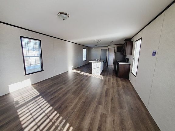 4th image of 3232 S Clifton Ave #535