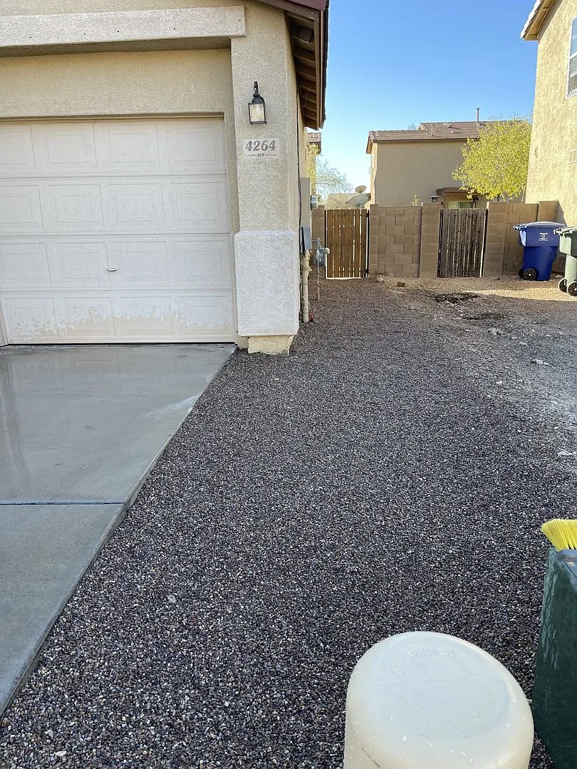 4264 E Babbling Brook Dr — Photo 3