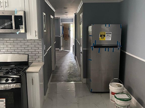 2nd image of 1140 E 98th St