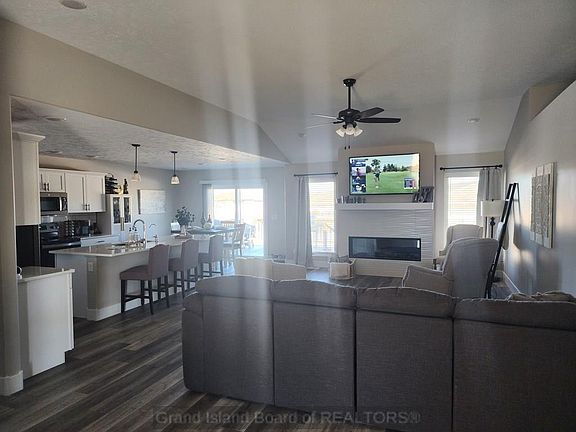 3rd image of 3778 Lilac Ln