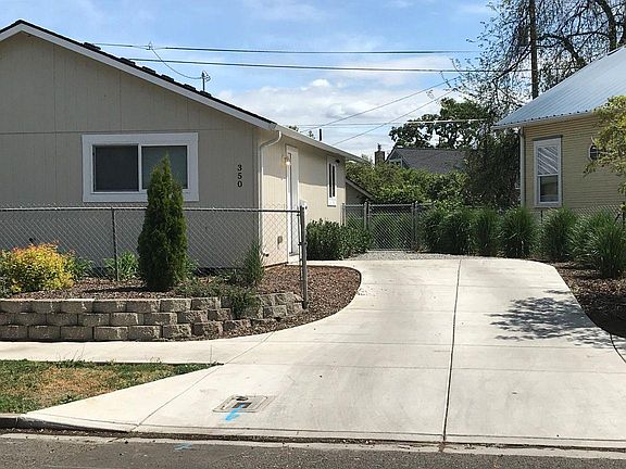 3rd image of 350 N Oakdale Ave